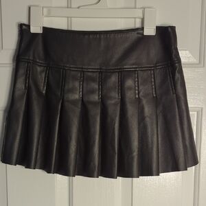 Urban Outfitters Faux Leather Pleated Black Mini Skirt EUC